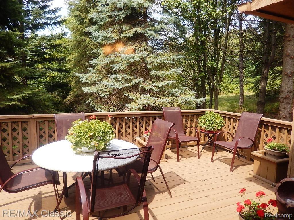 36722 Valley Ridge Drive Farmington Hills, MI 48331 - Photo 8 of 33