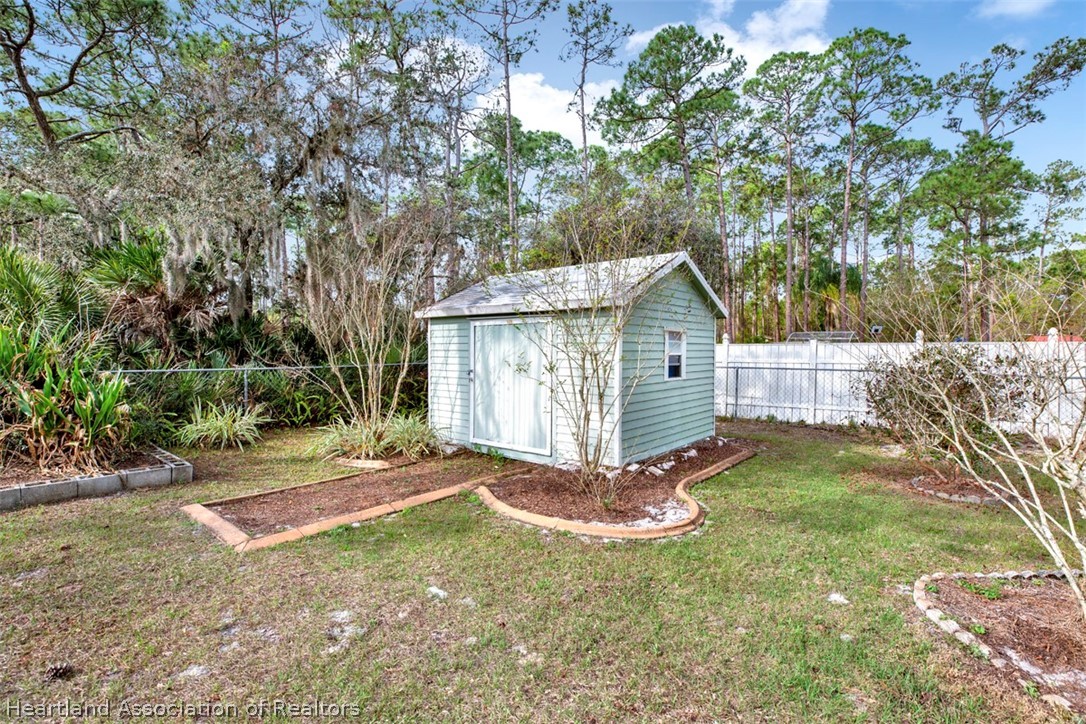 5415 Lakewood Road Sebring, FL 33875 - Photo 32 of 36 Gallery Image 32