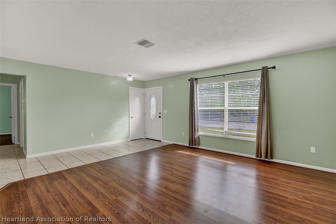 5415 Lakewood Road Sebring, FL 33875 - Photo 4 of 36 Gallery Image 4
