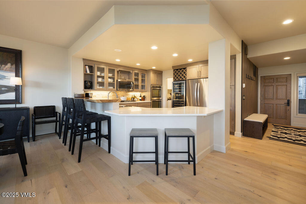 170 Wildflower Place, Unit 11 Edwards, CO 81632 - Photo 5 of 19 2510_170_wildflower_pl_11_interior_kitch