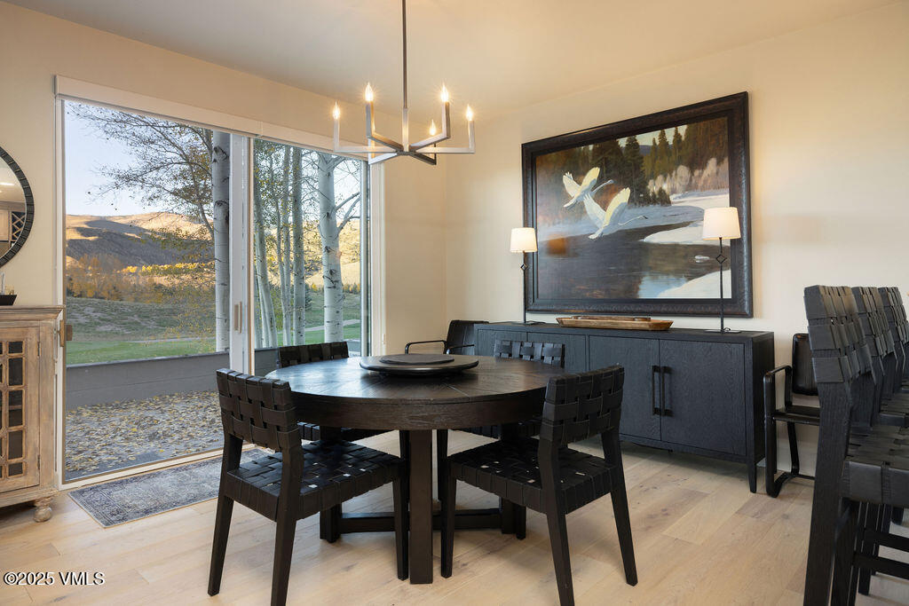 170 Wildflower Place, Unit 11 Edwards, CO 81632 - Photo 6 of 19 2510_170_wildflower_pl_11_interior_dinin