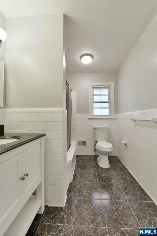 4 Marconi Street Tenafly, NJ 07670 - Photo 11 of 35