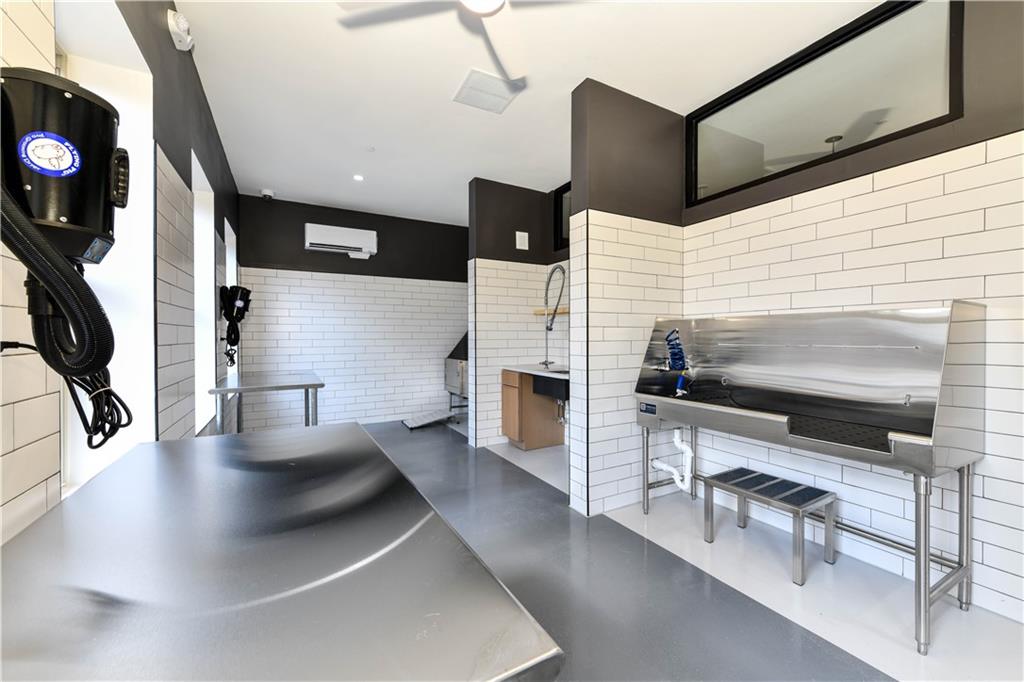 508 Main Street Northeast, Unit B1 Atlanta, GA 30324 - Photo 23 of 40