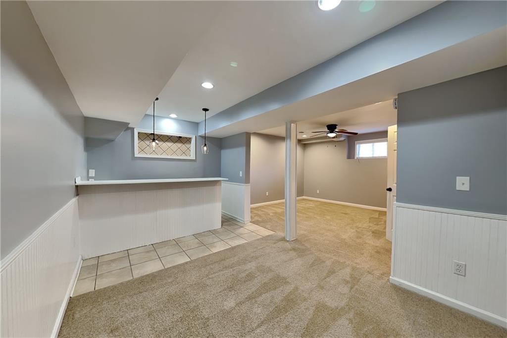 4304 Falcon Crest Drive Flowery Branch, GA 30542 - Photo 18 of 21 en view interior of a house