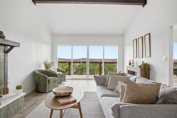 $1,300,000 | 5203 Cueva Drive, Austin, TX 78738