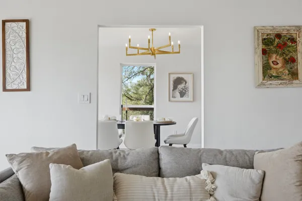 $1,300,000 | 5203 Cueva Drive, Austin, TX 78738