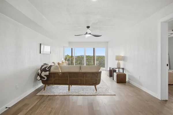 $1,300,000 | 5203 Cueva Drive, Austin, TX 78738