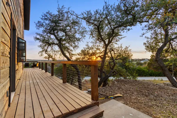 $1,300,000 | 5203 Cueva Drive, Austin, TX 78738