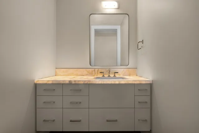 $3,995,000 | 225 West 86th Street, Unit 407 | Upper West Side