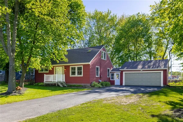 $199,900 | 92 Coldwater Road, Gates, NY 14624