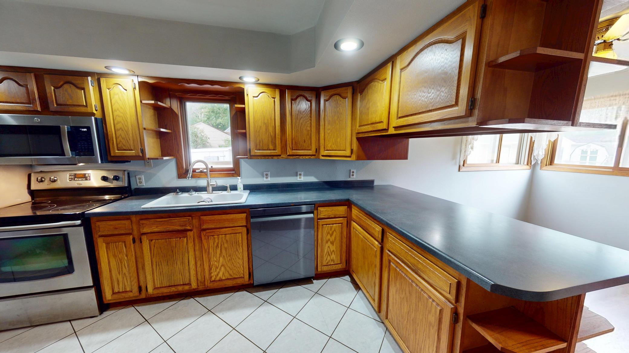 119 Morningside Road Albert Lea, MN 56007 - Photo 7 of 37
