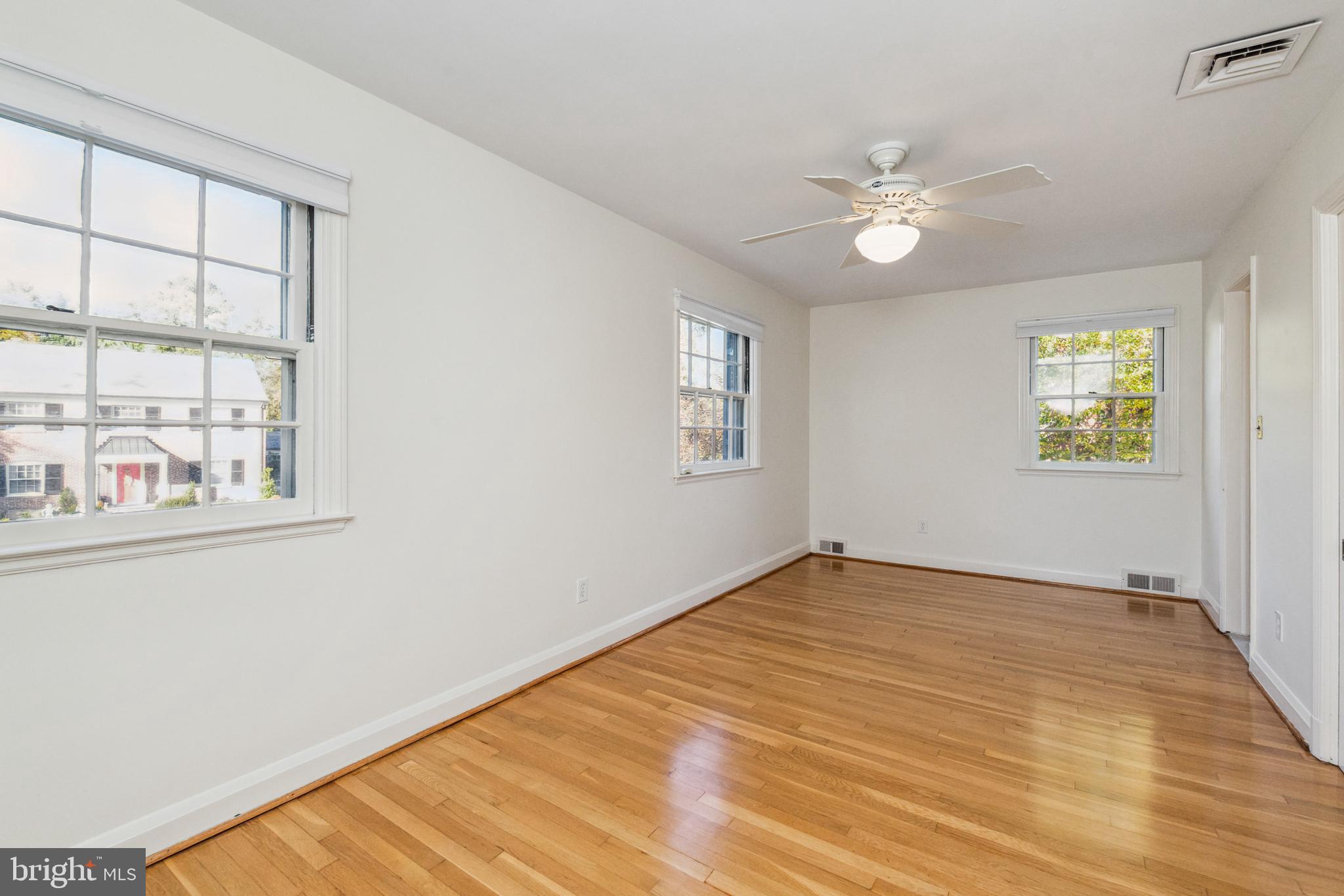 203 Churchwardens Road Baltimore, MD 21212 - Photo 28 of 48 Bedroom #2