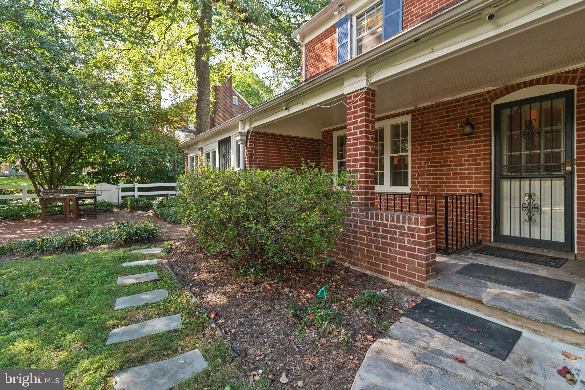 203 Churchwardens Road Baltimore, MD 21212 - Photo 45 of 48 Covered Rear Porch Area