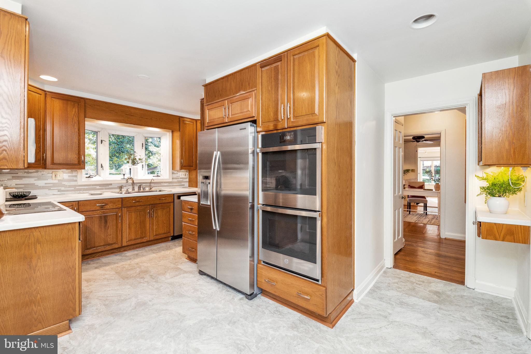 203 Churchwardens Road Baltimore, MD 21212 - Photo 9 of 48 Kitchen with New Smart Double Oven