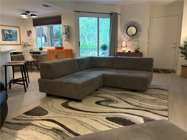 $179,900 | 3140 Seasons Way, Unit 514, Estero, FL 33928