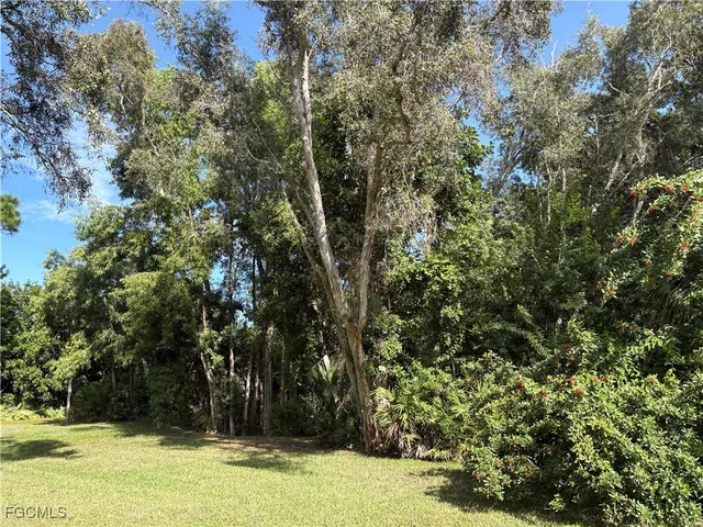 $179,900 | 3140 Seasons Way, Unit 514, Estero, FL 33928