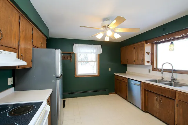 $315,000 | 800 Sumac Lane, Glencoe, MN 55336