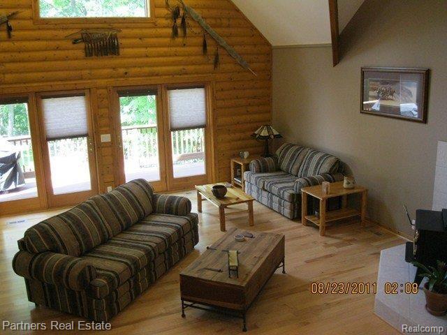5246 King Road Howell, MI 48843 - Photo 4 of 24 2-Story Great Room