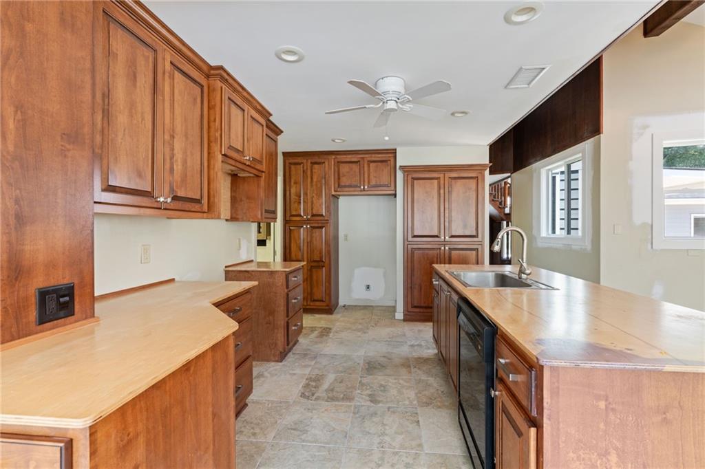 6592 Rufus Bryant Road Dahlonega, GA 30533 - Photo 14 of 36