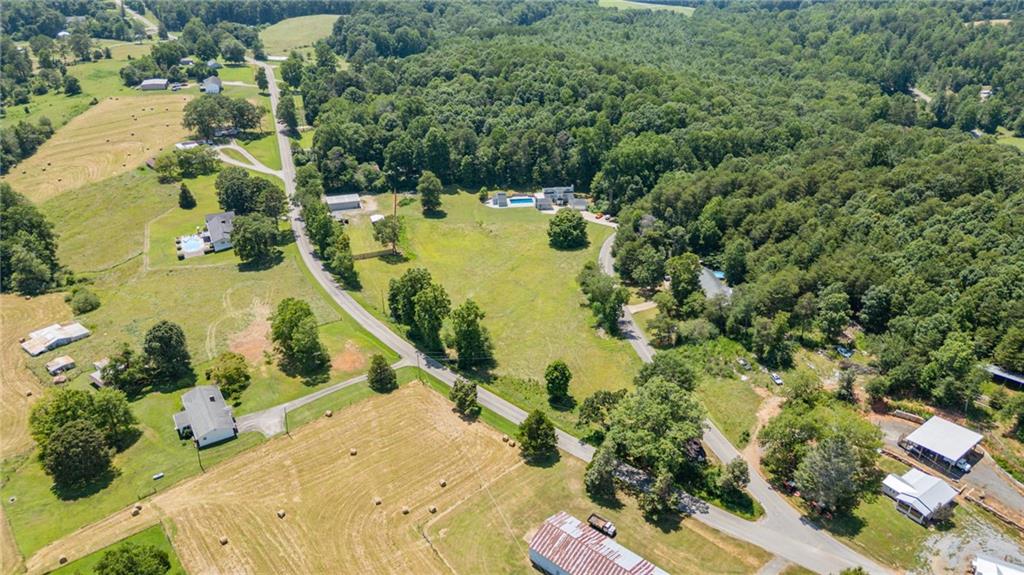 6592 Rufus Bryant Road Dahlonega, GA 30533 - Photo 32 of 36