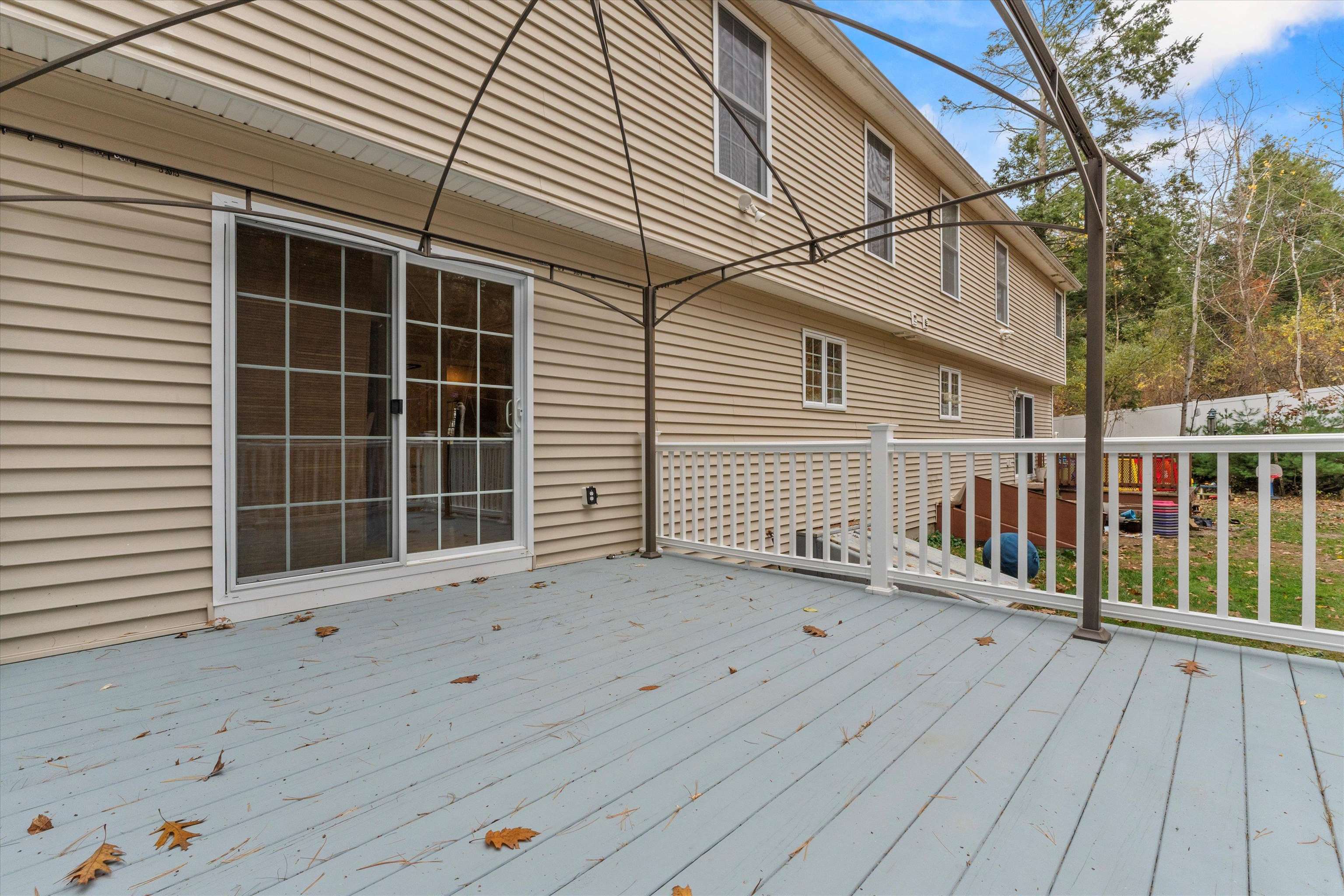 37 Dugout Road, Unit B Hudson, NH 03051 - Photo 31 of 37