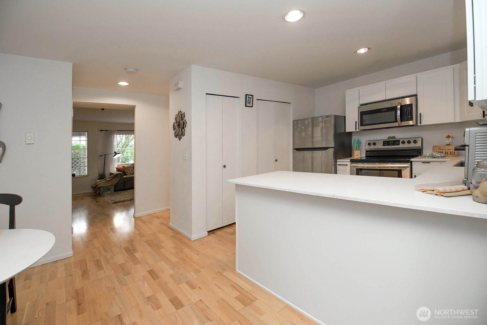 19620 80th Avenue West, Unit G Edmonds, WA 98026 - Photo 12 of 35