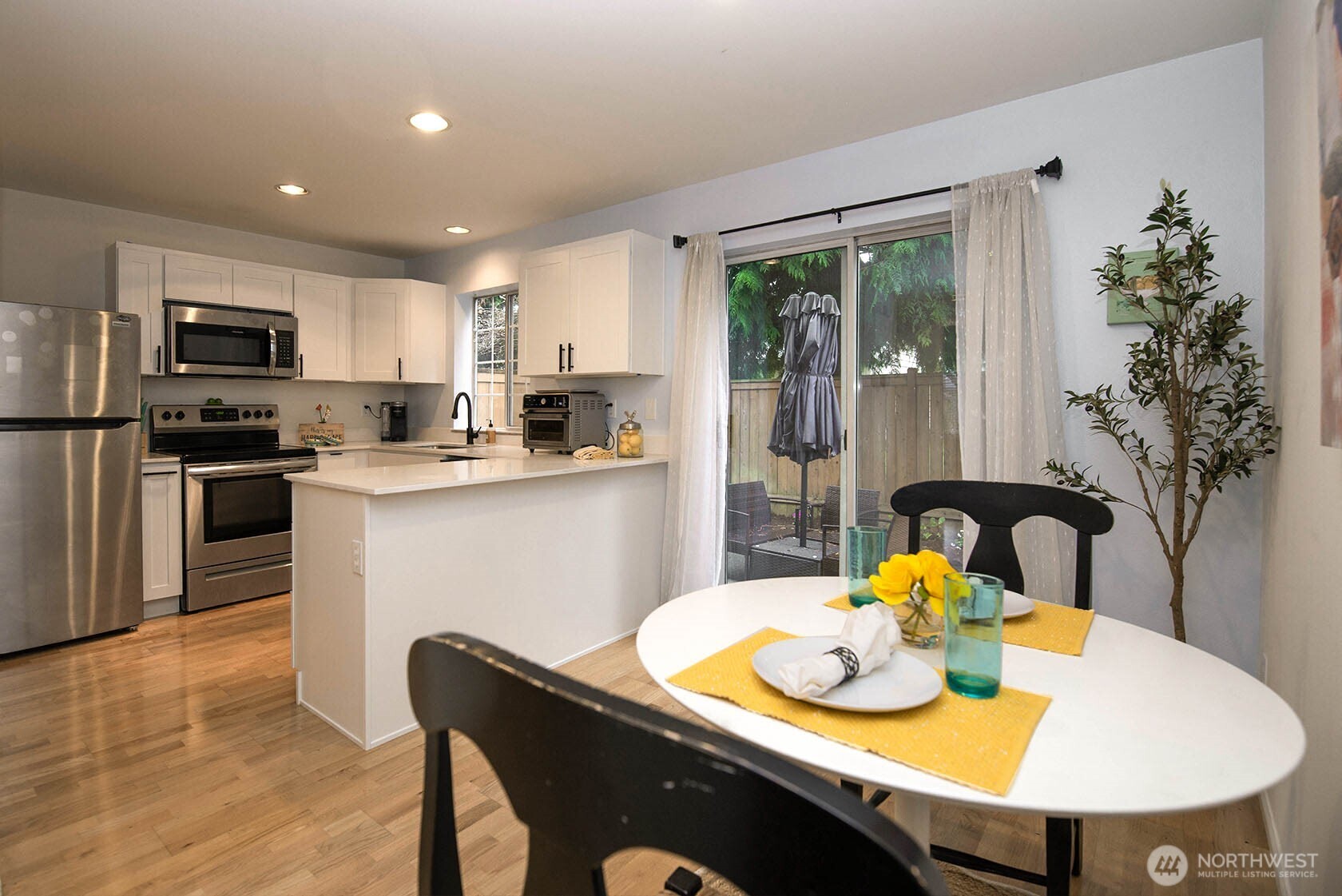 19620 80th Avenue West, Unit G Edmonds, WA 98026 - Photo 31 of 35