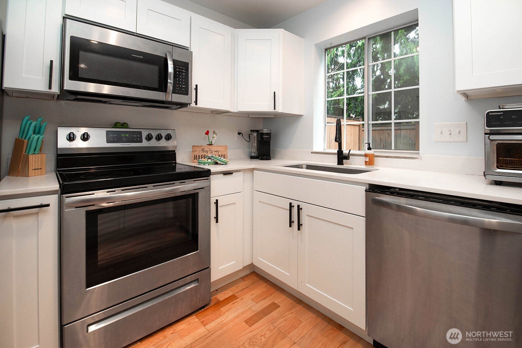 19620 80th Avenue West, Unit G Edmonds, WA 98026 - Photo 8 of 35