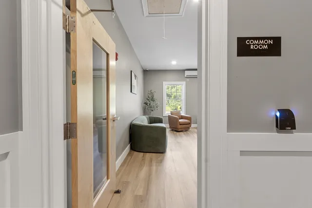 $434,900 | 10100 South Willow Street, Unit 207, Manchester, NH 03109