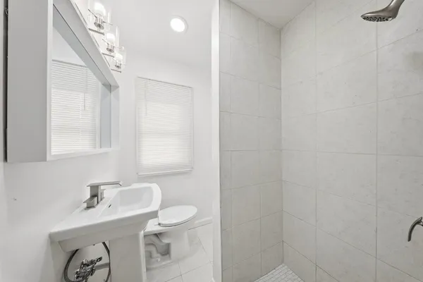 $179,900 | 14218 Marshall Avenue, Warren, MI 48089