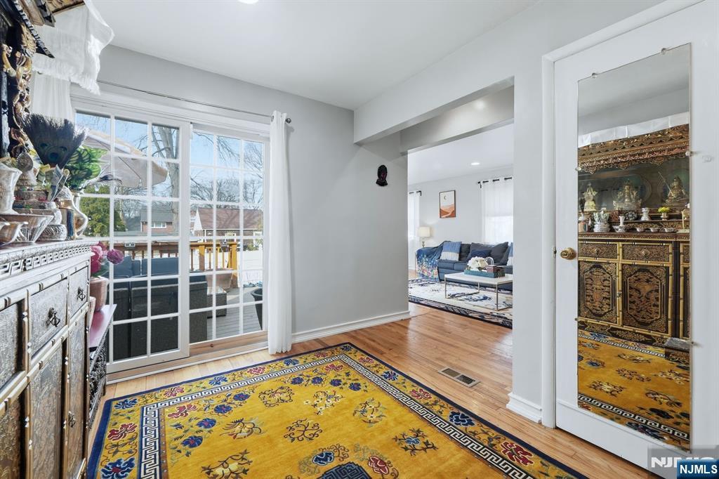 39 Voorhees Street Teaneck, NJ 07666 - Photo 19 of 47