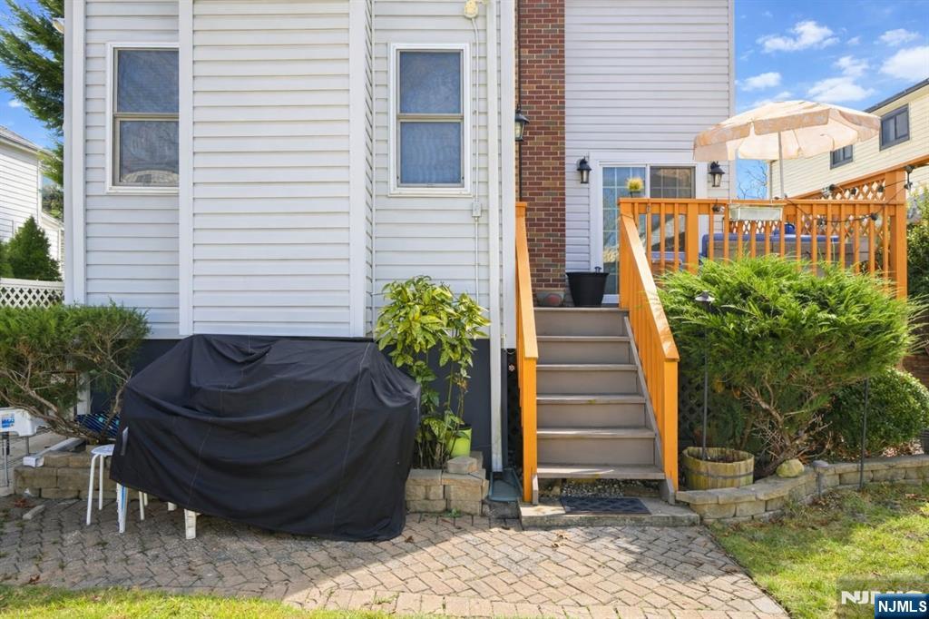 39 Voorhees Street Teaneck, NJ 07666 - Photo 3 of 47 a view of a entryway front of house