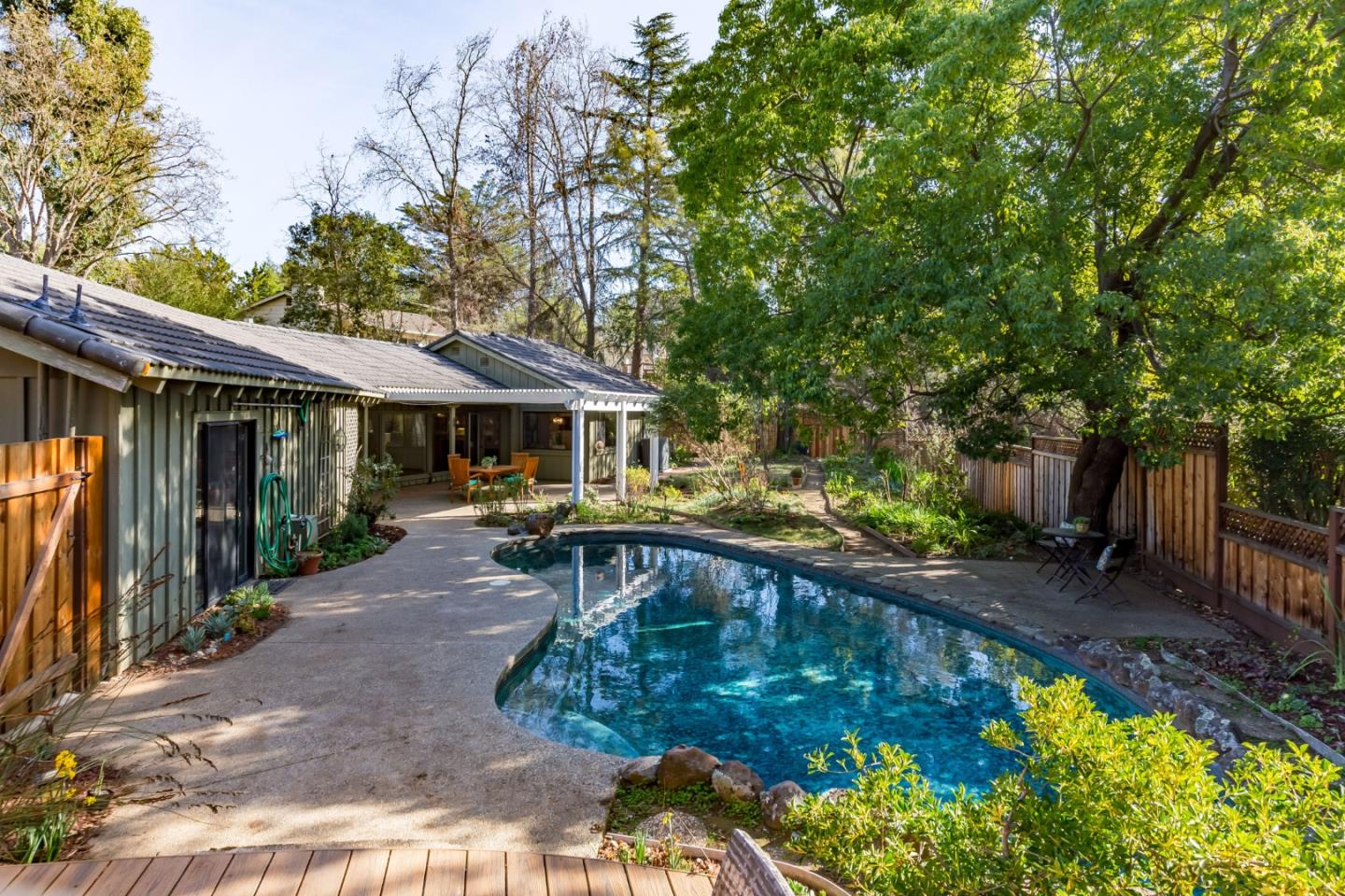 486 Valley View Drive Los Altos, CA 94024 - Photo 13 of 20