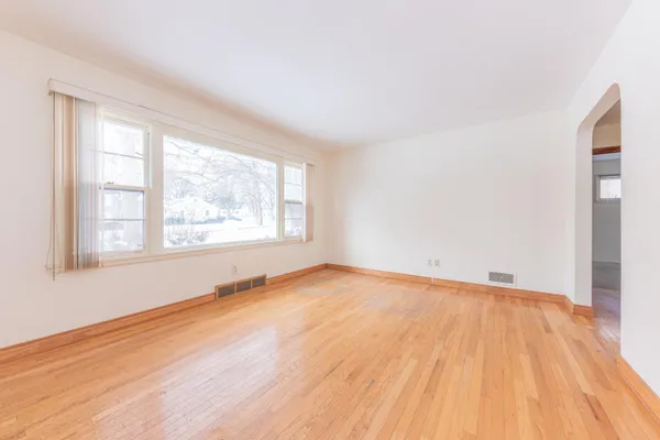 $324,900 | 1322 Miller Avenue, Ann Arbor, MI 48103