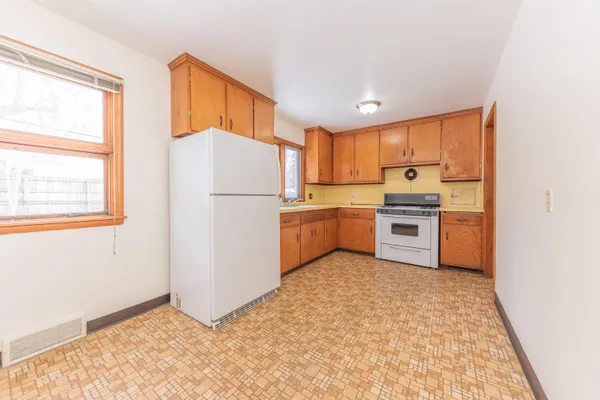 $324,900 | 1322 Miller Avenue, Ann Arbor, MI 48103