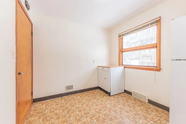 $324,900 | 1322 Miller Avenue, Ann Arbor, MI 48103