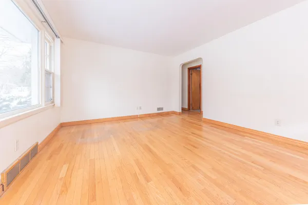 $324,900 | 1322 Miller Avenue, Ann Arbor, MI 48103