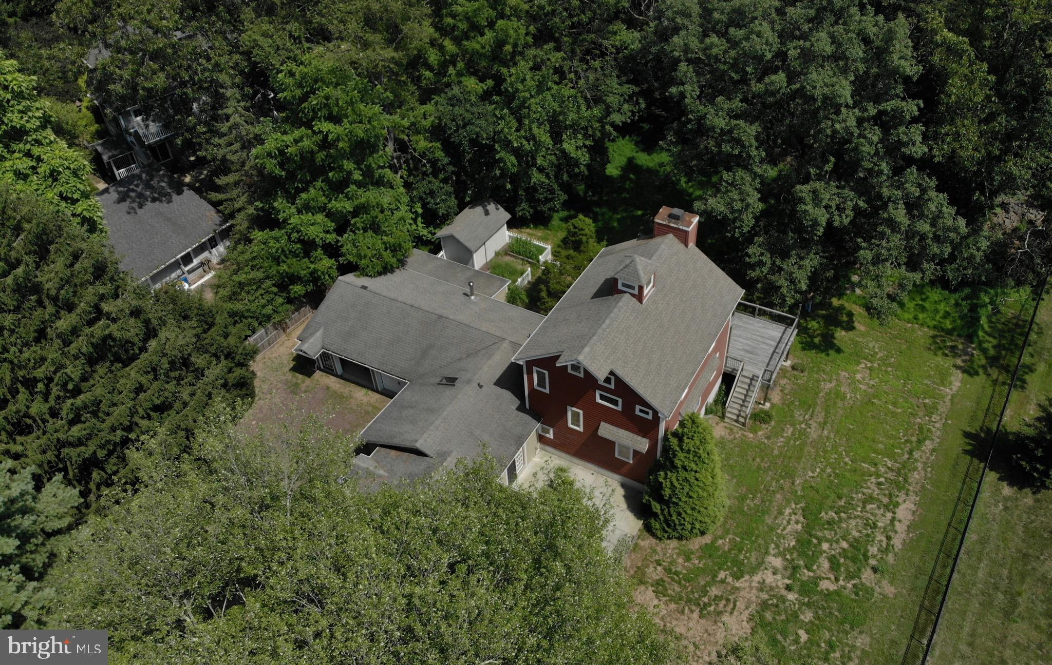 7138 Ferry Road New Hope, PA 18938 - Photo 3 of 32