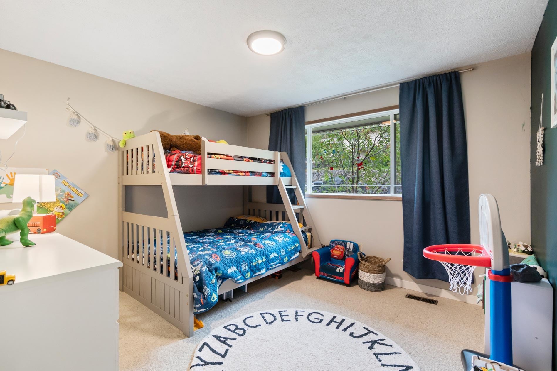 4315 West Arrowhead Road Spokane, WA 99208 - Photo 16 of 25 Gallery Image 16