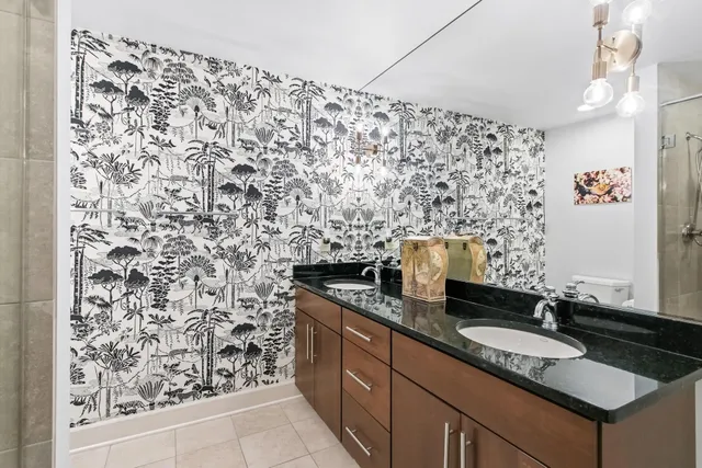 $1,115,000 | 137 East Wilson Street, Unit 210, Madison, WI 53703