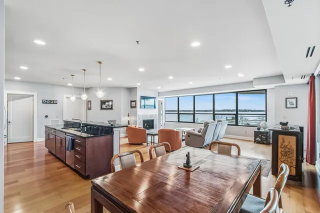 $1,115,000 | 137 East Wilson Street, Unit 210, Madison, WI 53703
