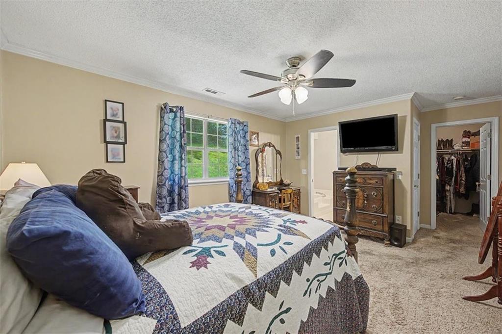369 South Sequoyah Circle Northeast Calhoun, GA 30701 - Photo 21 of 40