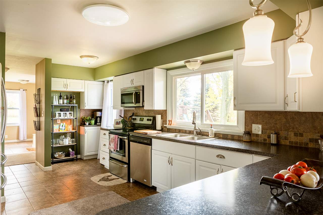 5070 South Ruess Road Owosso, MI 48867 - Photo 2 of 28 50027460-1.JPG