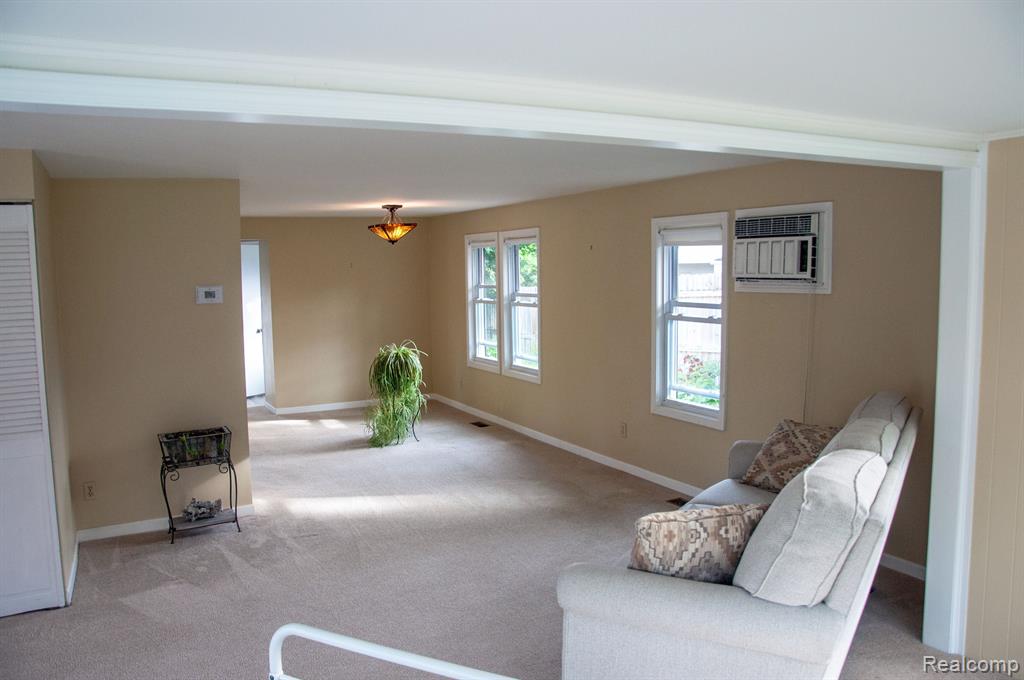 1235 Harding Avenue Rochester Hills, MI 48307 - Photo 10 of 81