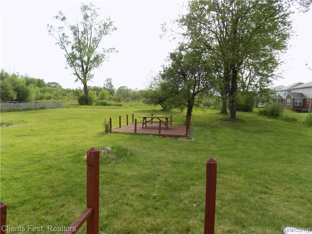 5955 North Lilley Road Canton, MI 48187 - Photo 4 of 30