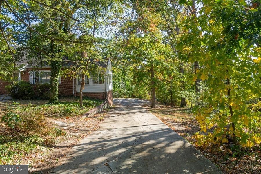 9619 Mt Pisgah Road Silver Spring, MD 20903 - Photo 3 of 35 Gallery Image 3