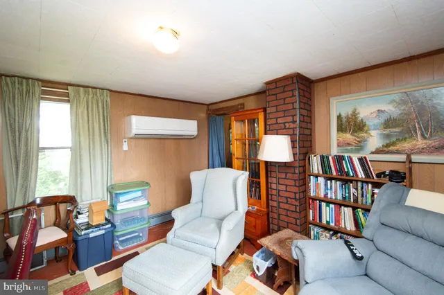 $209,900 | 525 Academy Street, Hurlock, MD 21643