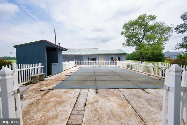 $209,900 | 525 Academy Street, Hurlock, MD 21643