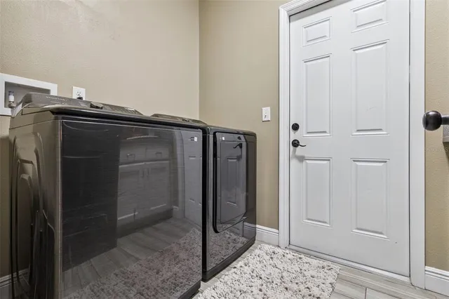 a view of elevator with hallway