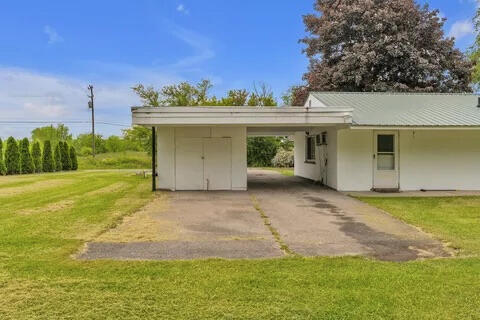 7038 Whitmore Lake Road Whitmore Lake, MI 48189 - Photo 25 of 48 IMG_0393